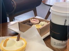 -星巴克臻选(济南万达店)