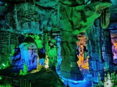 -泰安地下龙宫景区