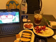 -嘁嘁茶泡饭