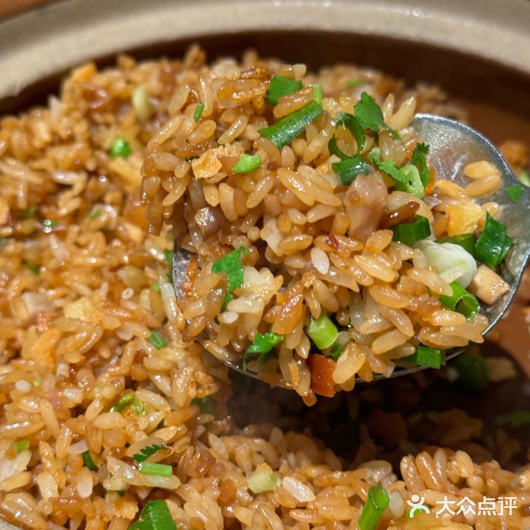 周末来吃这家小馆，生活巴适