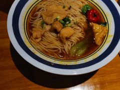 -霸蛮湖南菜·牛肉粉(荣京西街店)