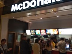 门面-麦当劳(伦敦人店)