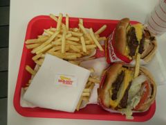 -In-N-Out Burger(LAX)
