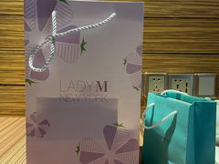 -Tiffany & Co.蒂芙尼
(广州太古汇店)