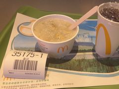 -麦当劳(汉口火车站候车室店)