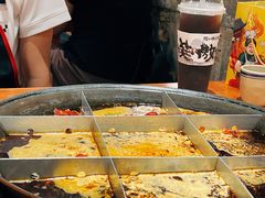 -周小明火锅(黑金冠社区店)