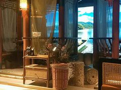 -老牌坊云南鱼豆花火锅(哈西万达店)