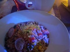 -樱花里音乐餐吧·牛扒椰子鸡(东圃店)
