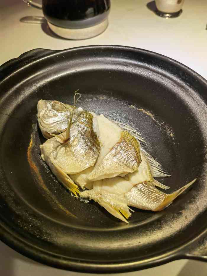 百味馆(后海花园店)-"看到点评高才去的 「油盐焗海立鱼」招牌.