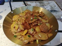 干锅土豆片-老村长•湖北家常菜(南湖店)
