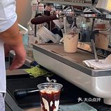 偶遇爱马仕橙咖啡快闪店