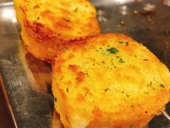 蒜香烤面包片-福苗小骆驼烧烤(大唐不夜城店)