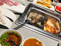 -海底捞火锅(宝龙广场夜宵主题店)