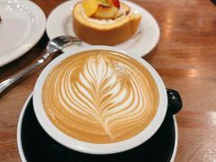 Latte-black rainbow coffee
