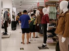 -优衣库(石家庄裕华万达广场店)