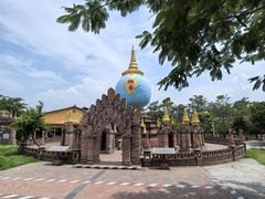 -一寨两国风景区