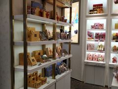 面包甜点陈列柜-GODIVA(印象城店)
