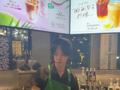 -星巴克臻选(湖滨道店)