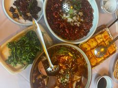 -龙门阵茶屋川菜馆(武康路店)