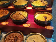-布罗城堡自助烧烤(鸿通城购物中心店)