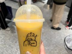 -喜茶(迪士尼小镇·平行宇宙店)