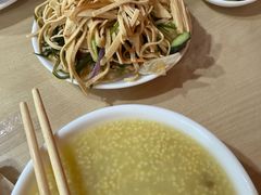 -闫家驴肉老店(华电一校店)
