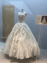 -乐派诗婚纱摄影