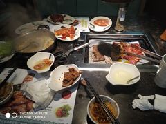 -阪尚皇·原切牛排·烤肉火锅自助(北京路店)