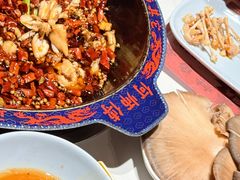 -何师傅美蛙鱼头(汉街店)