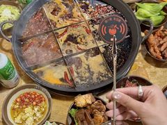 -正南齊北重庆老火锅(光华村直营店)