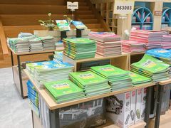 -新华书店(印象城店)
