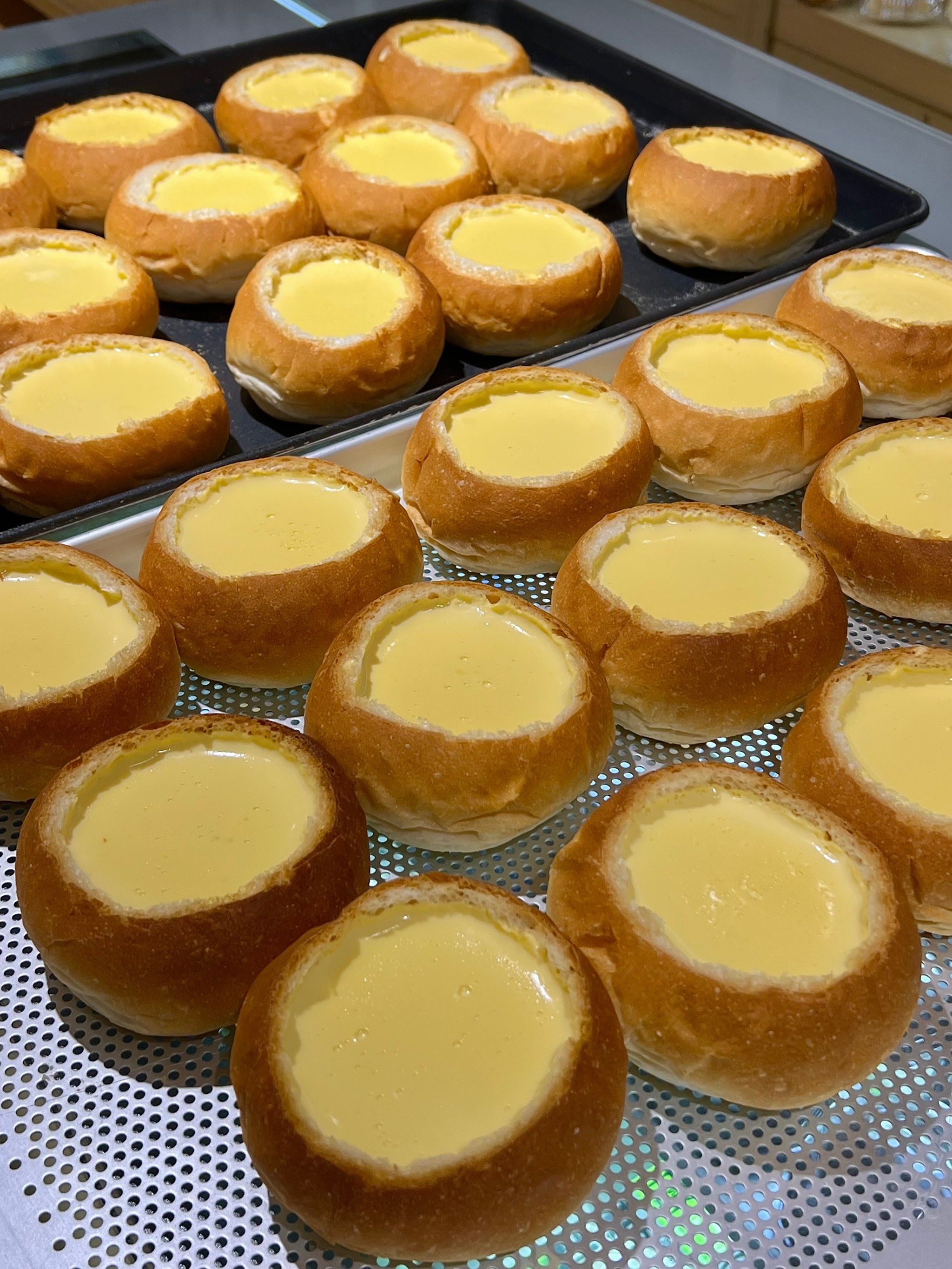 啊啊啊杭州终于也有了!布丁面包好吃得嘞!