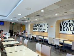 大堂-麦当劳(军博店)