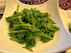 清炒革命菜-亚龙湾红树林度假酒店御粤阁