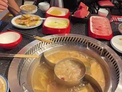 -醉董牛川派鲜肉自选火锅(烟台店)