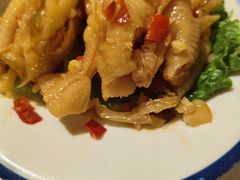 -霄汉牛三鲜湖北砂锅菜(万松园2店)