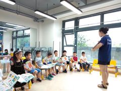-瑞丁熊原版阅读(大华校区)