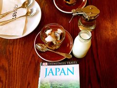 -ROAST coffee & eatery