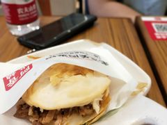 -阿香米线(深业上城店)