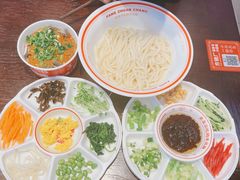 炸酱面-鲜鱼口老字号美食街