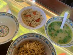 -金杨拉面王小吃面馆·牛三宝面·红烧牛肉粉