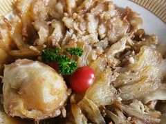 -八府香鸭·啫啫煲(华山路店)