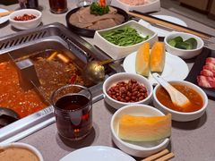 -海底捞火锅(宝龙广场夜宵主题店)