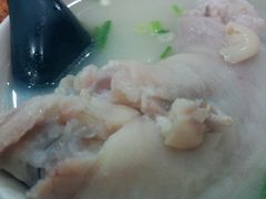 -雷祖芳老妈蹄花店