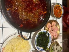 -旧街市鲜货老火锅(大光路店)