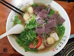 -牛小隆牛肉面馆(四牌楼店)