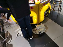 -反斗乐园π·电玩·高空拓展·蹦床(龙华天虹店)