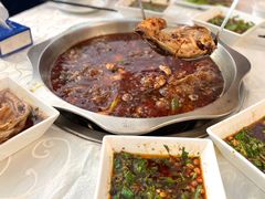 青椒焖鱼头-冯鱼头火锅(青蓝山美食一条街店)