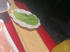 -二荆条·蜀鲜汇城市森林火锅