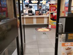 -麦当劳(军博店)